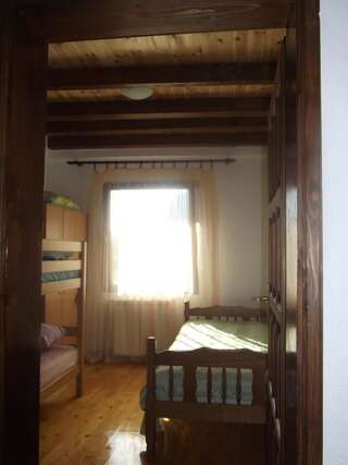 Загородные дома Bojovic Rooms Gusinje Трехместный номер с видом на горы-7